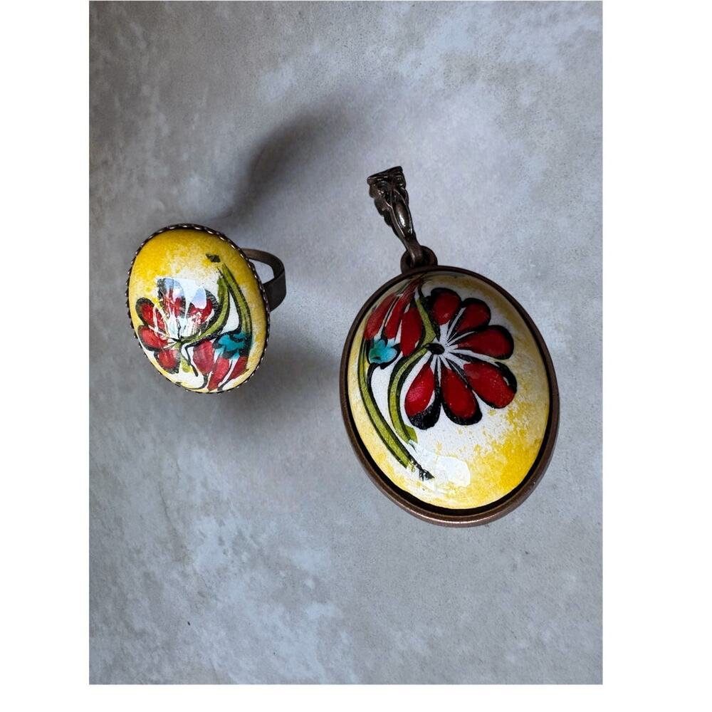 Vintage Hand Painted Floral Ceramic Jewelry Set Ring Pendant Yellow Red - Picture 3 of 7